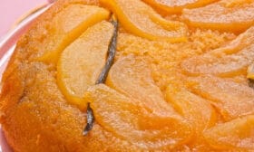 Pear & Vanilla Upside Down Cake | Easy Cake Recipe