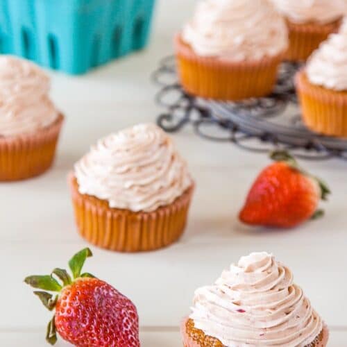 Strawberry Cupcakes With Caramelized White Chocolate Delicious Everyday 1910