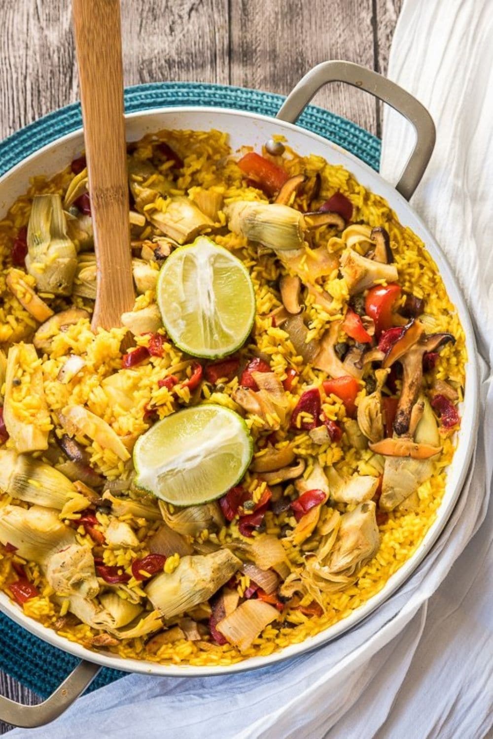 Spanish Vegan Paella - Bursting with Flavor! - Delicious Everyday