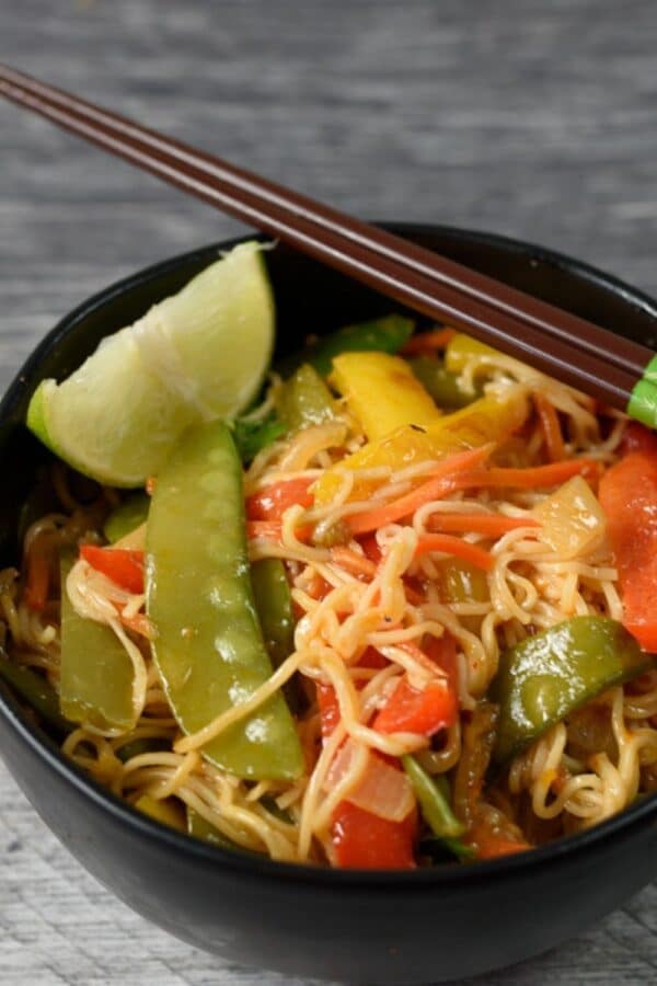 Thai Red Curry Noodles Easy Vegetarian Vegan Delicious Everyday